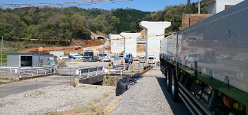 img02